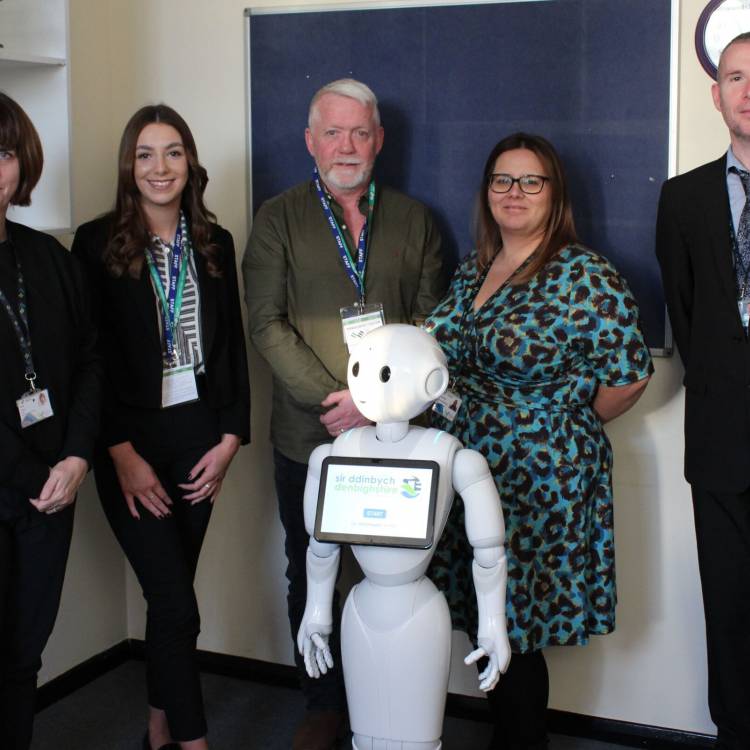 Health and care robot